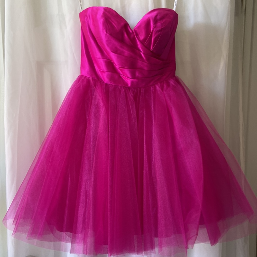 🎉Host Pick🎉 💕 Sherri Hill Strapless Tulle Dress
